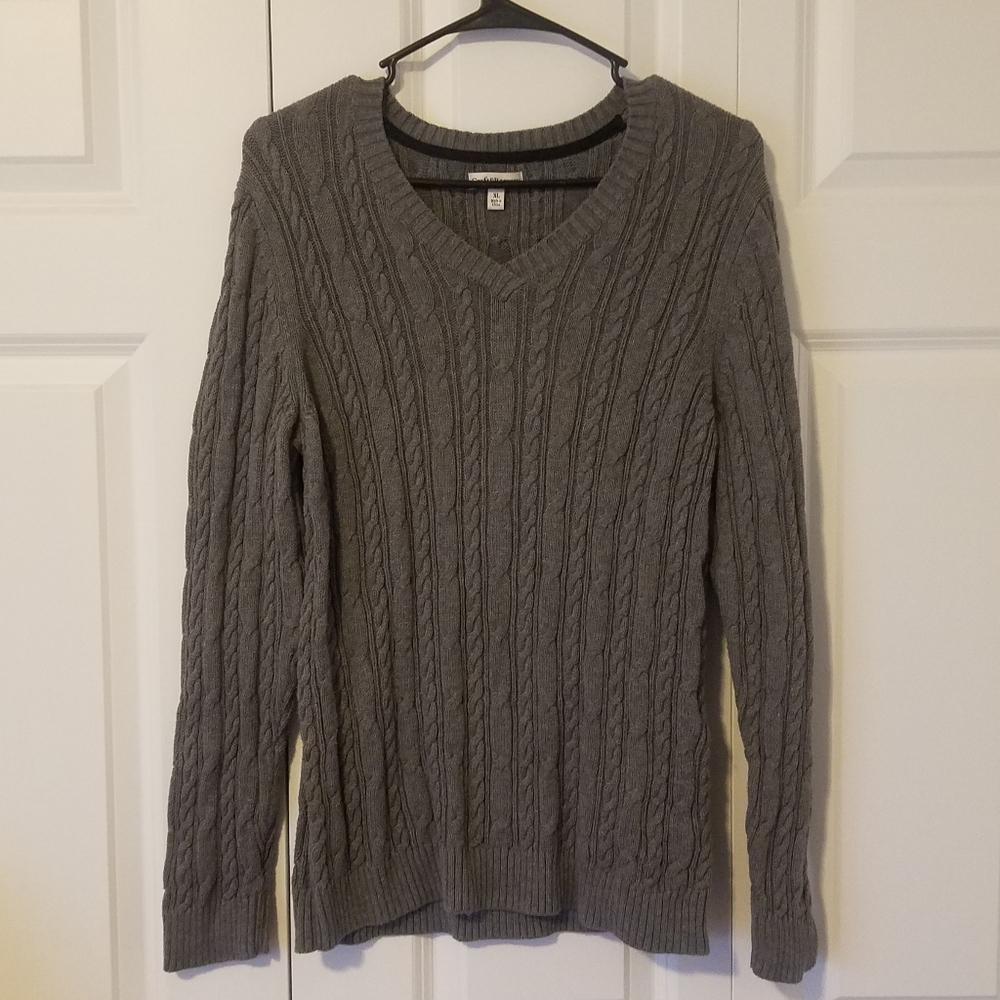 Knit gray sweater
